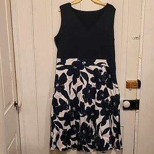 👗NWOT Shein Dress👗